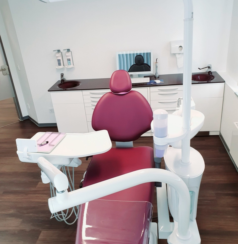 Behandlungsstuhl bei Aestheticsmiles in Duisburg